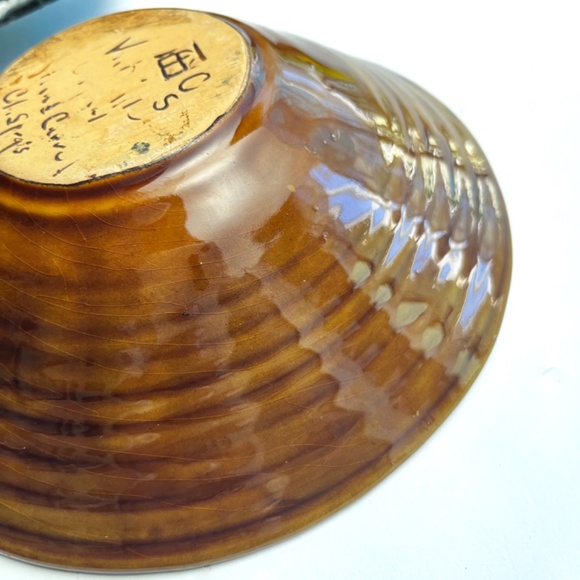 Vintage Van Briggle Art Pottery Bowl Dark Honey Hand Carved Signed — 7" dia - Picture 5 of 8